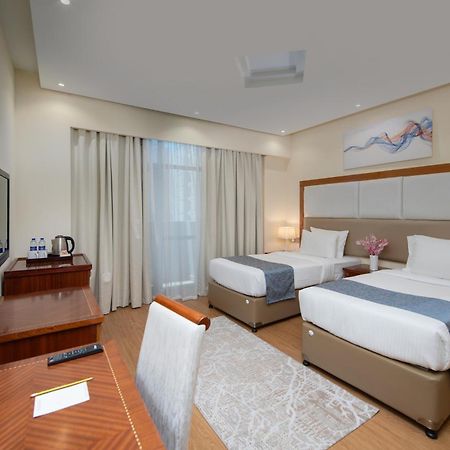 Vendome Plaza Hotel ดูไบ ภายนอก รูปภาพ